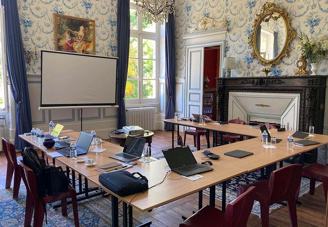 Séminaires professionnels et team-building au Château de Conques