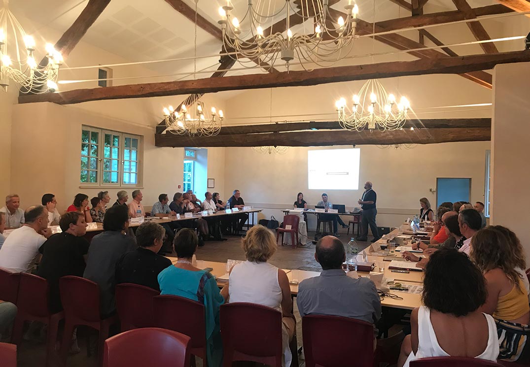 Séminaires professionnels et team-building au Château de Conques